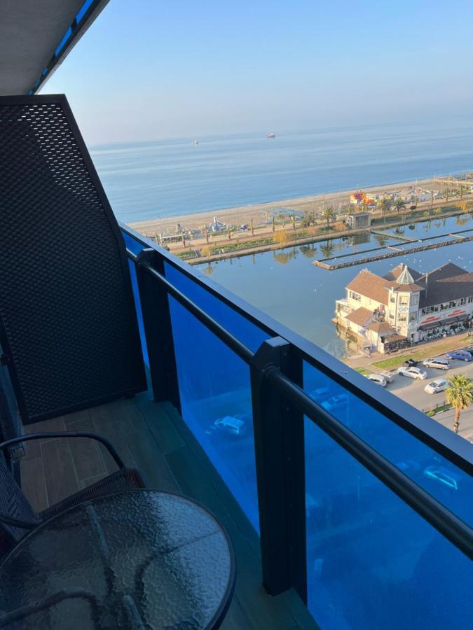 Orbi City Suite Batumi Exterior photo