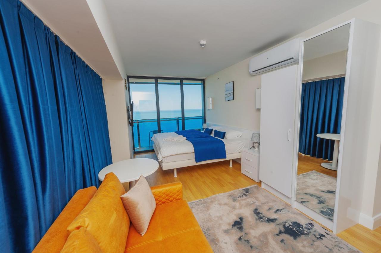 Orbi City Suite Batumi Exterior photo