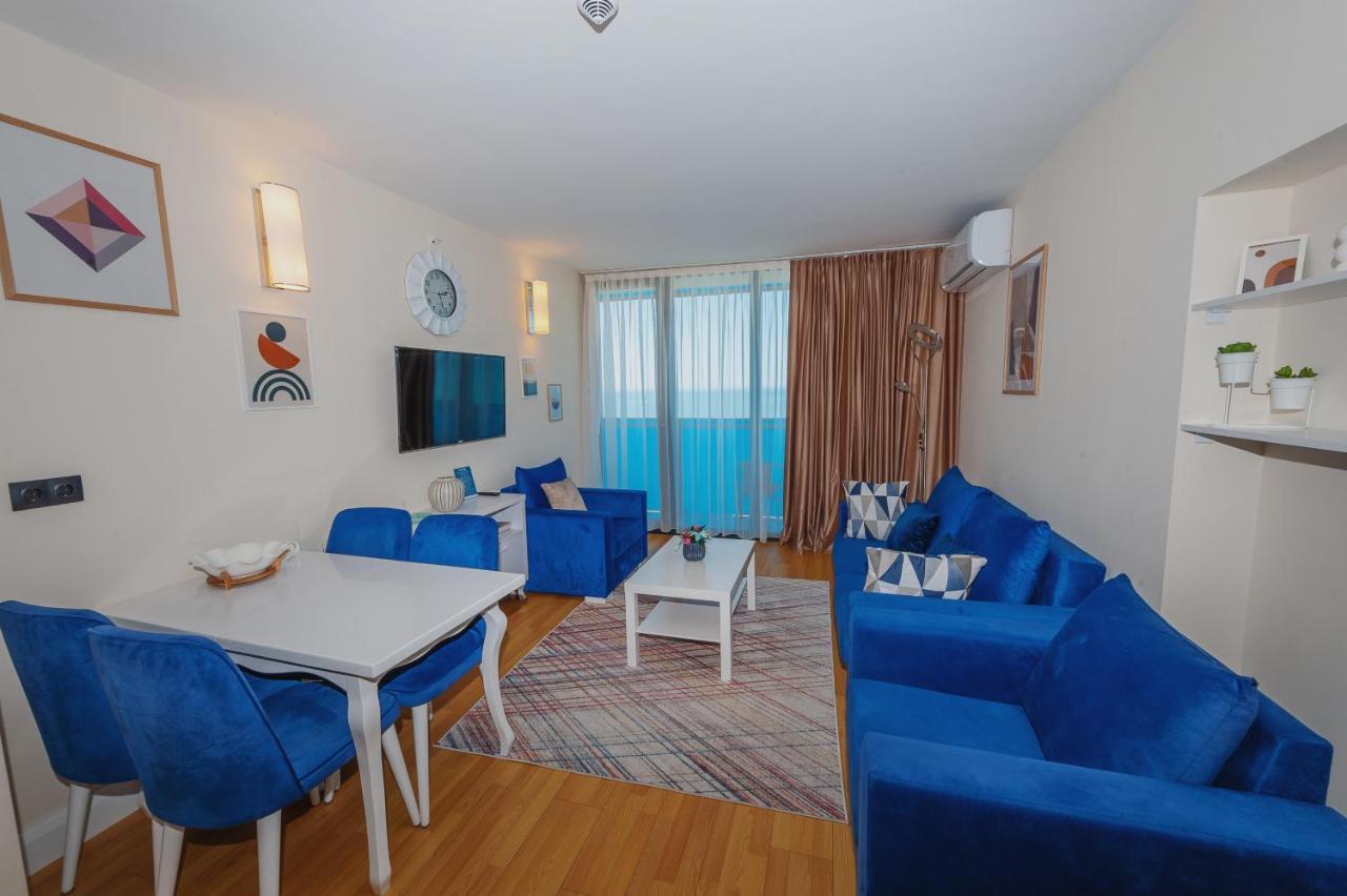 Orbi City Suite Batumi Exterior photo